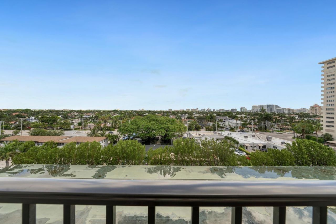 340 Sunset Drive, Unit 806, Fort Lauderdale, FL 33301 Photo