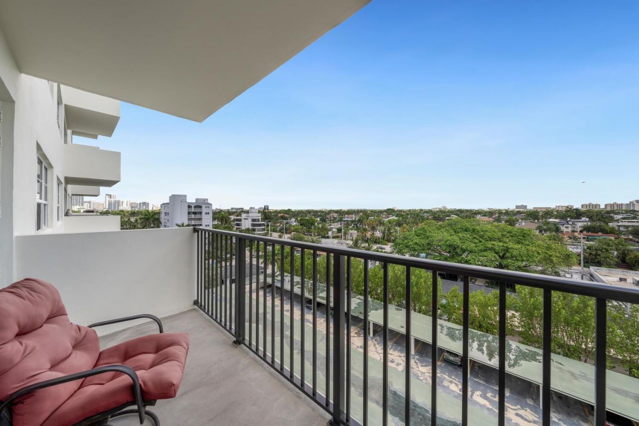 340 Sunset Drive, Unit 806, Fort Lauderdale, FL 33301 Photo