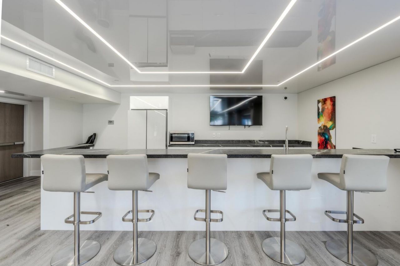 340 Sunset Drive, Unit 806, Fort Lauderdale, FL 33301 Photo