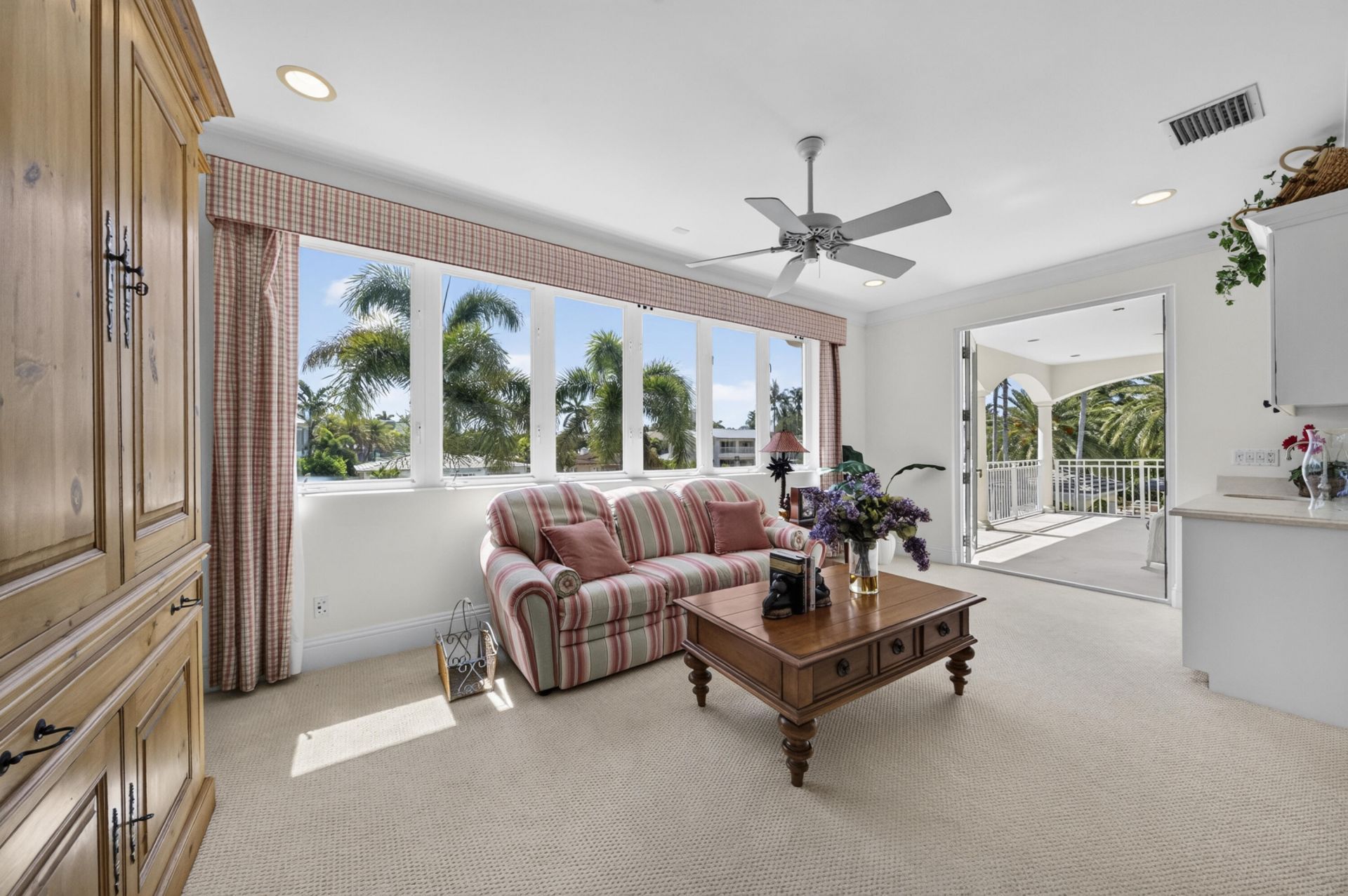 704 Isle Of Palms Drive, Fort Lauderdale, FL 33301 Photo