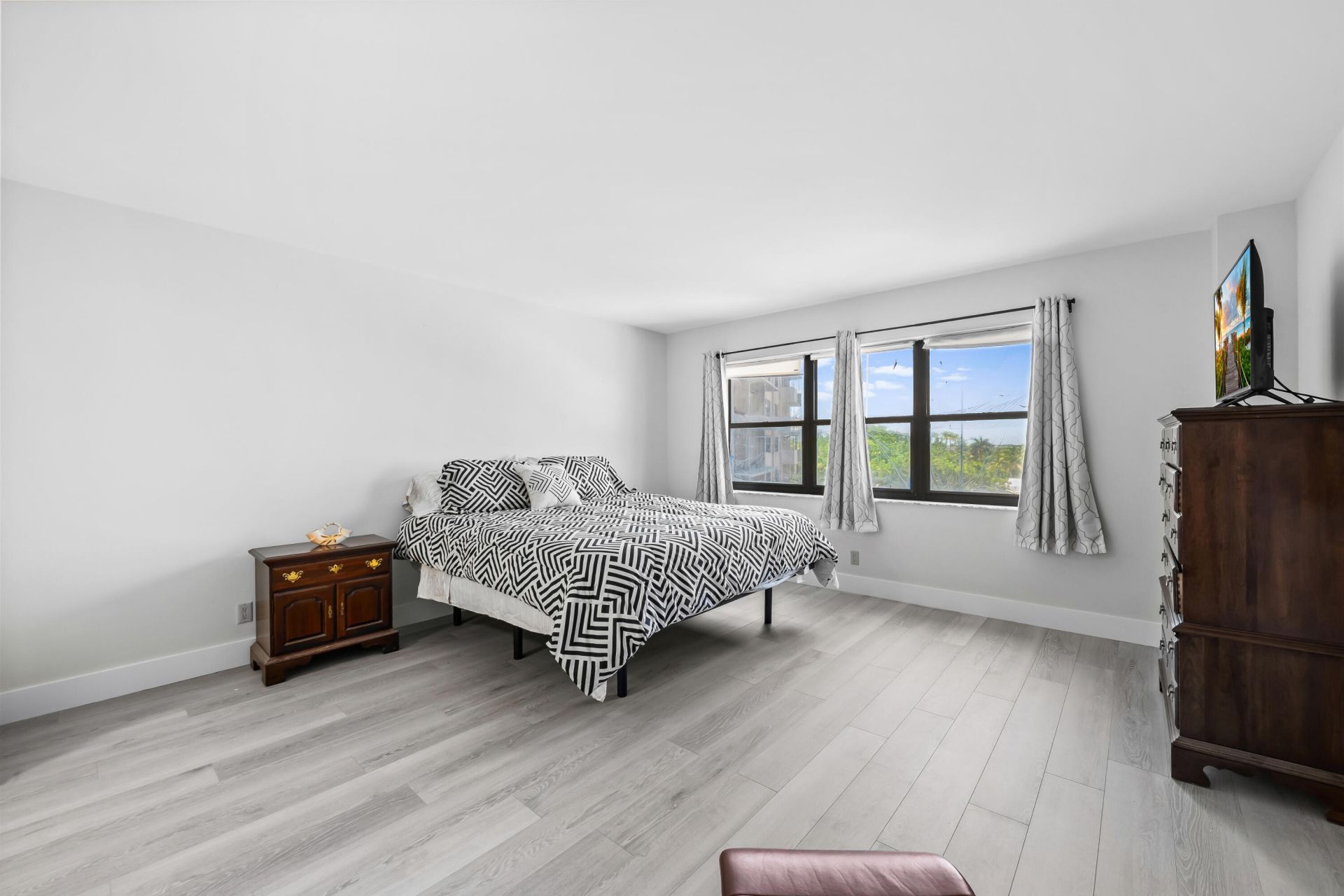 5100 N Ocean Boulevard, Unit 502, Lauderdale by the Sea, FL 33308 Photo