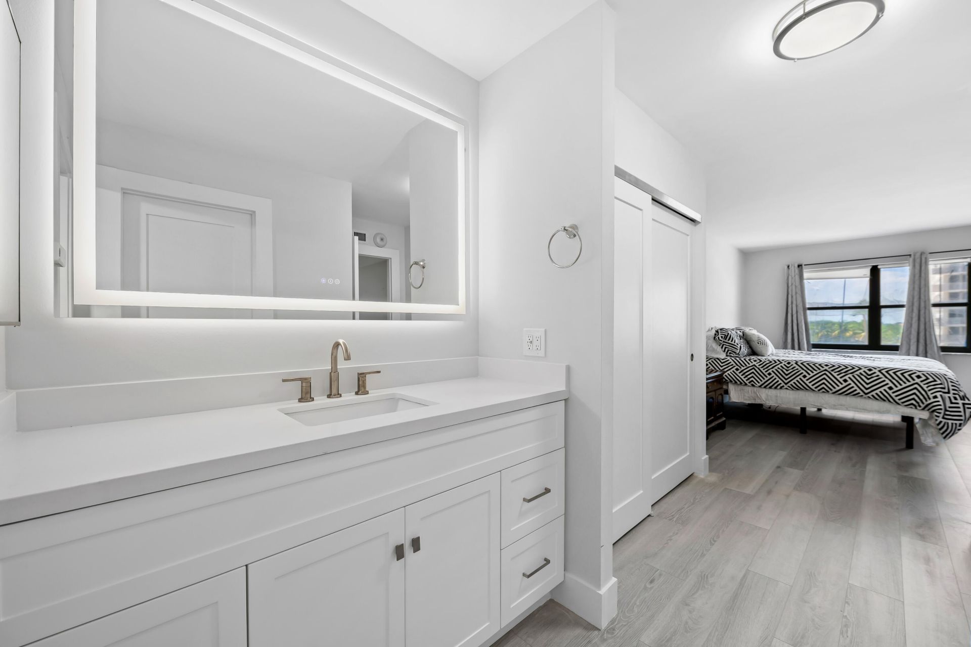 5100 N Ocean Boulevard, Unit 502, Lauderdale by the Sea, FL 33308 Photo