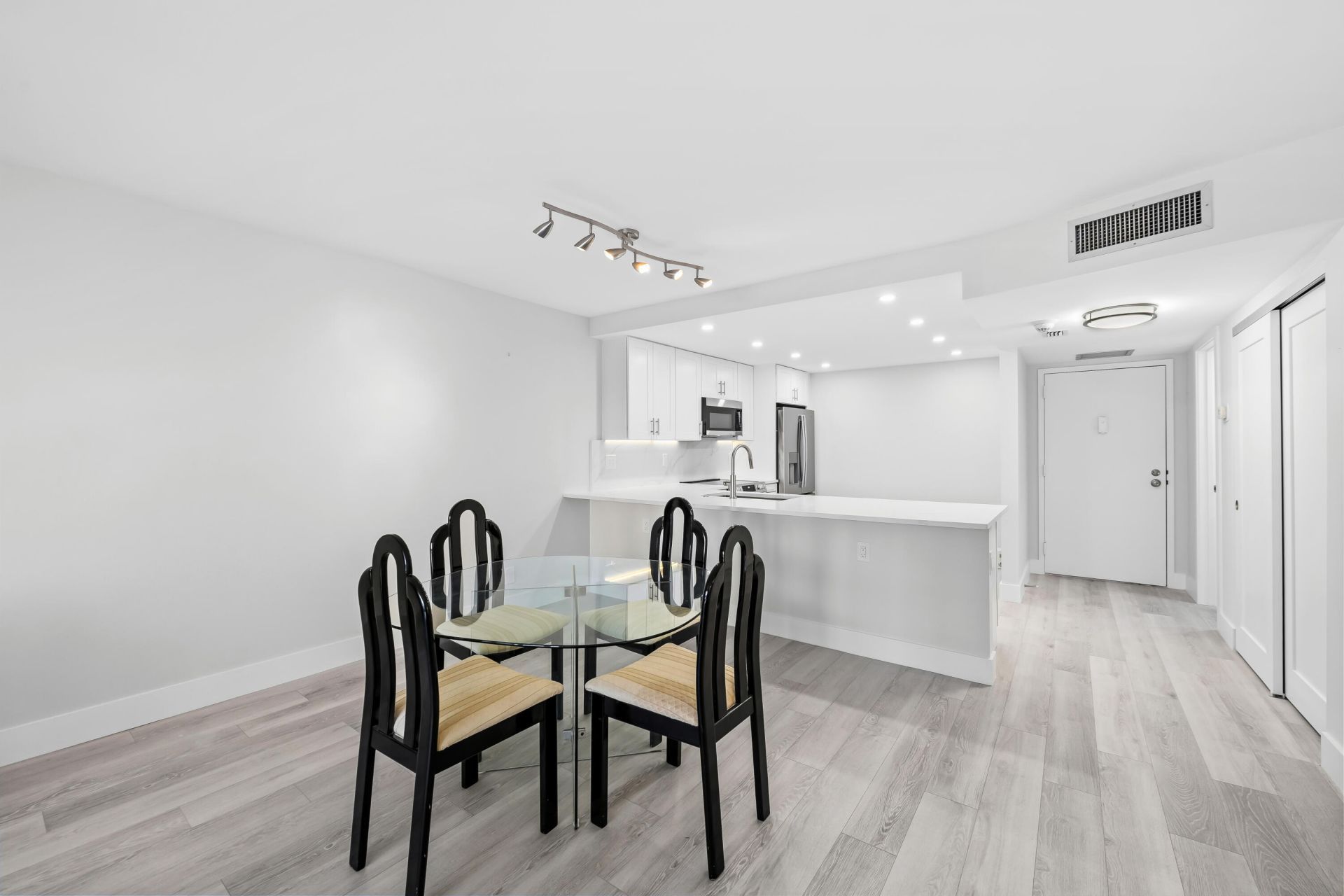 5100 N Ocean Boulevard, Unit 502, Lauderdale by the Sea, FL 33308 Photo