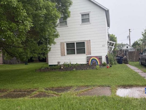 212 W Pine St, Washburn, WI 54891