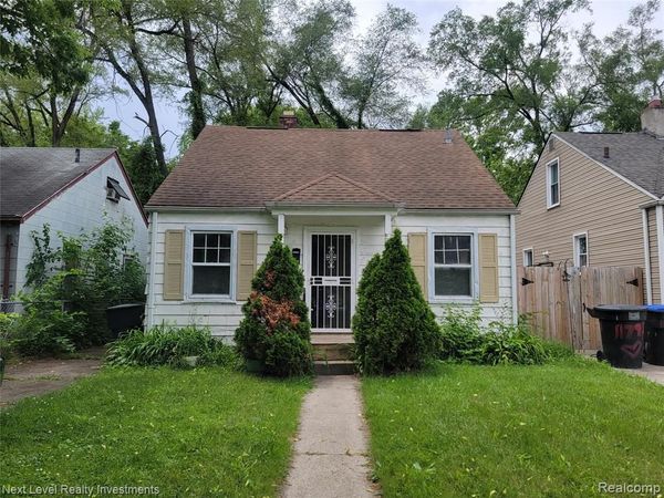 11806 W Outer Drive, Detroit, MI 48223
