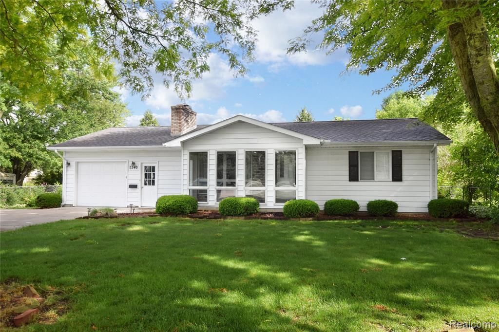 5340 Brobeck Street, Flint Township, MI 48532 Main Photo