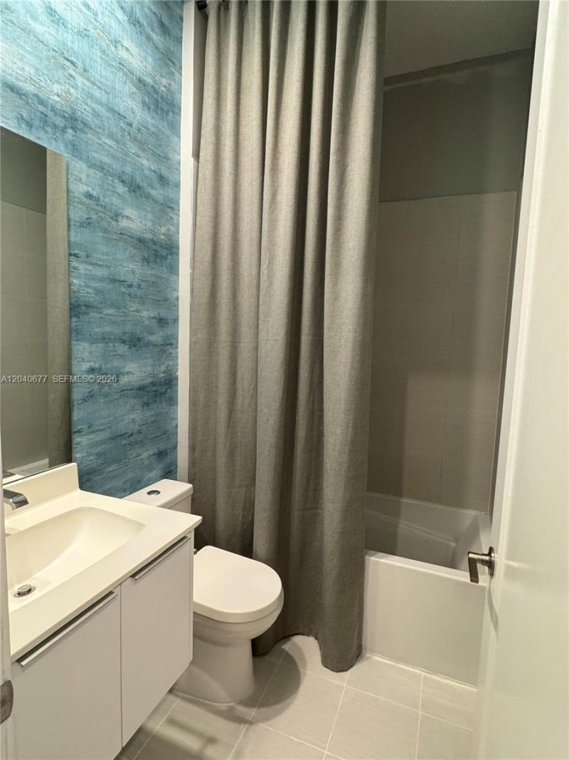10421 NW 66th St , Unit 10421, Doral, FL 33178 Photo
