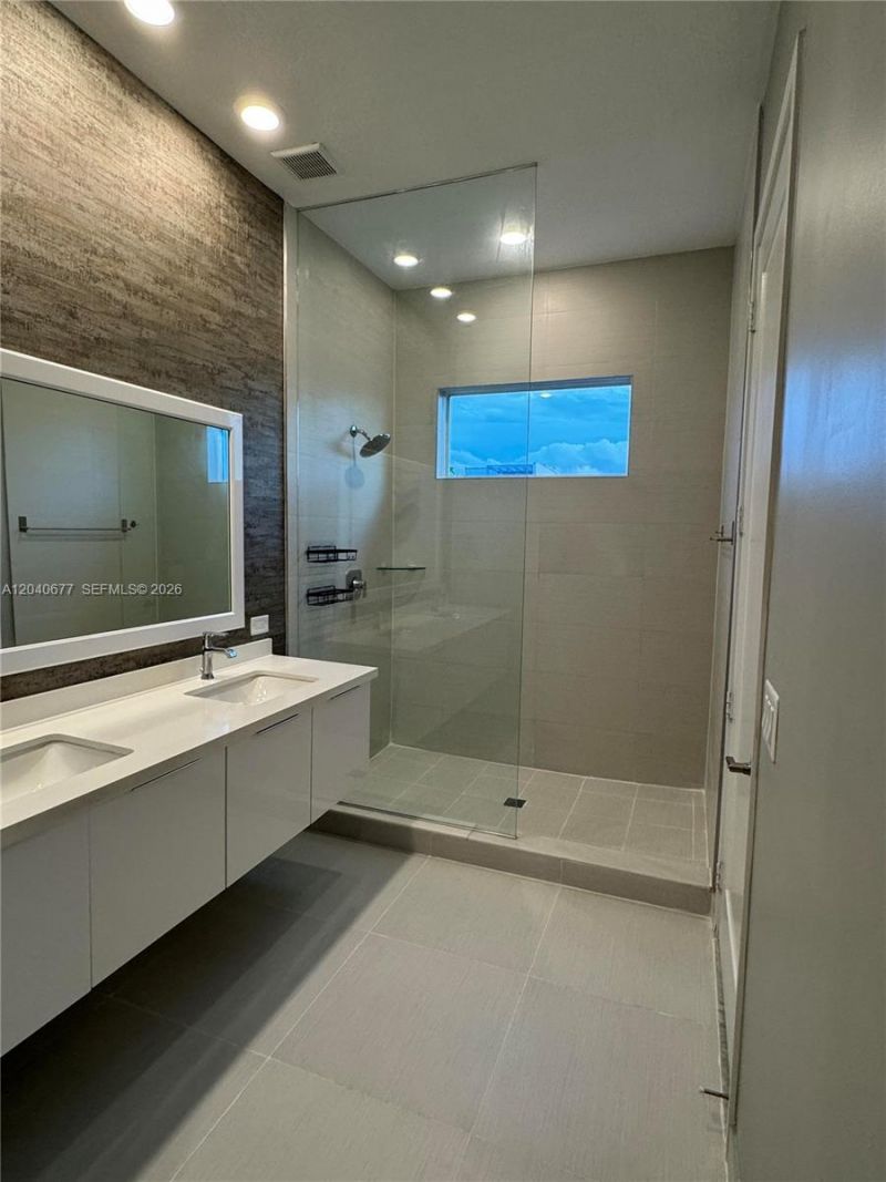 10421 NW 66th St , Unit 10421, Doral, FL 33178 Photo