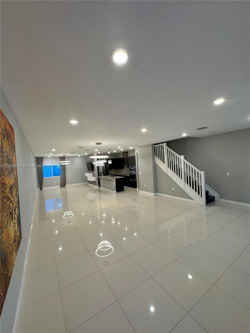 10421 NW 66th St , Unit 10421, Doral, FL 33178 Photo