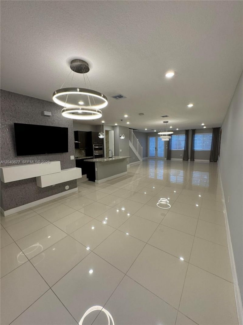 10421 NW 66th St , Unit 10421, Doral, FL 33178 Photo