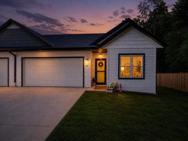 602 E Madison Avenue, Unit 36, Milton, WI 53563