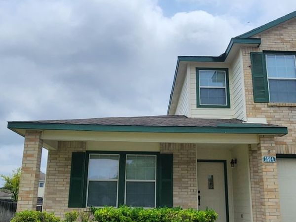 3504 TRIANGLE RNCH, Selma, TX 78154