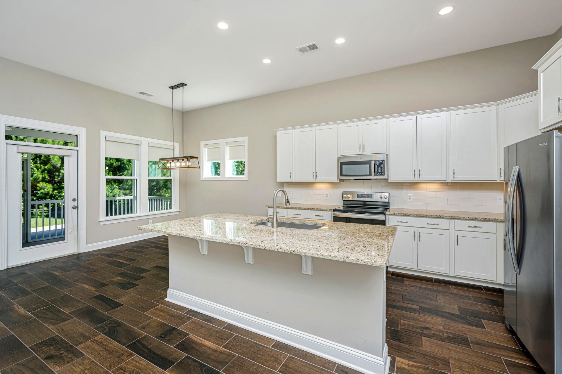 5077 Song Sparrow Way Photo 7