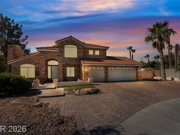 2000 White Falls, Las Vegas, NV 89128