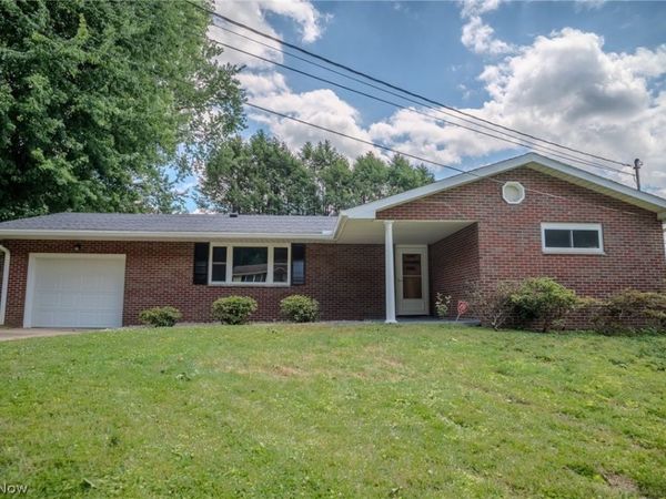 104 Randolph Road , Marietta, OH 45750