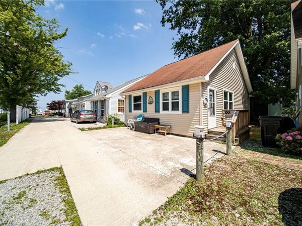 35 Billow Beach , Ashtabula, OH 44004