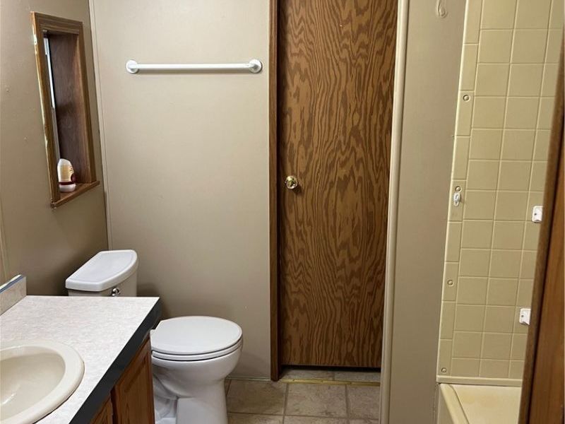 212 Liberty Street, Spencer, OH 44275 Photo 9