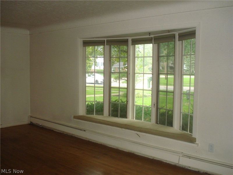 7342 Hopkins Road, Mentor, OH 44060 Photo 2