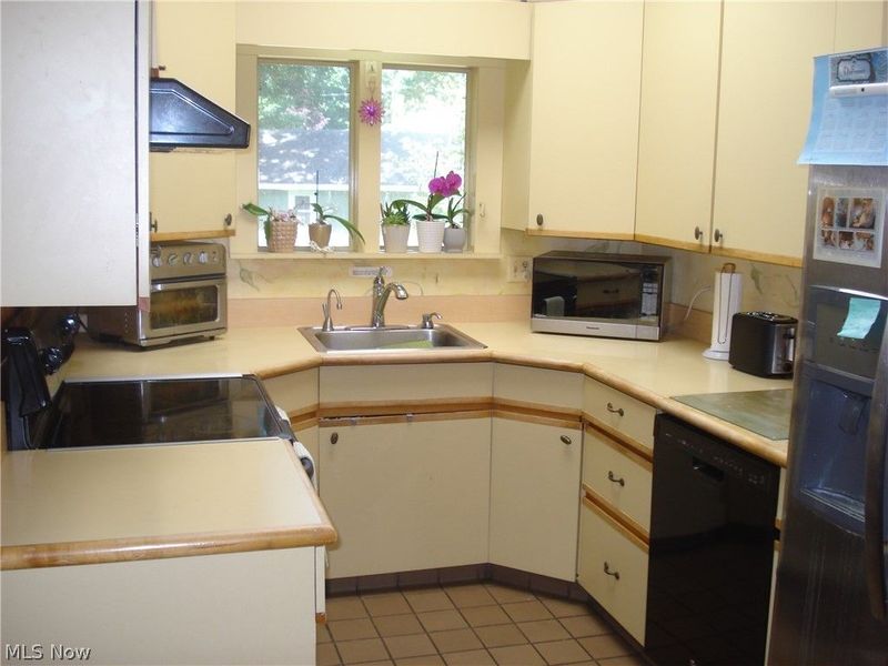 7342 Hopkins Road, Mentor, OH 44060 Photo 23