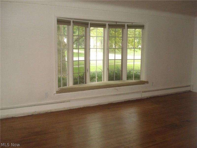 7342 Hopkins Road, Mentor, OH 44060 Photo 4