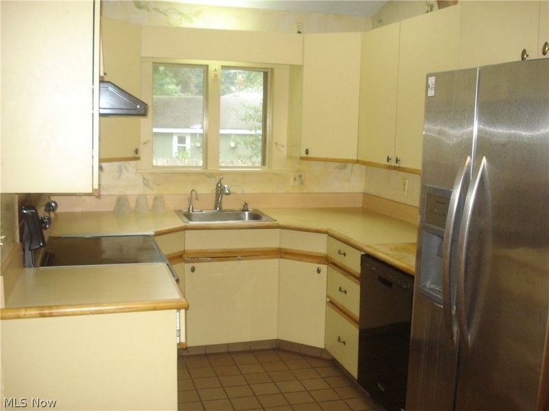 7342 Hopkins Road, Mentor, OH 44060 Photo 6