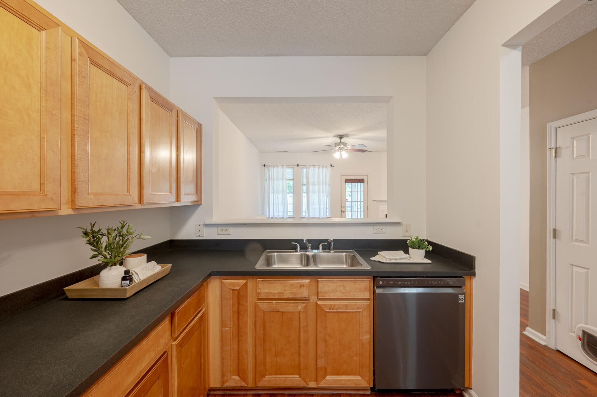 261 Brookshire Road Photo 7
