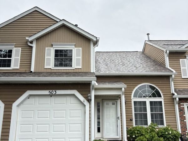 503 Ascot Lane , Streamwood, IL 60107