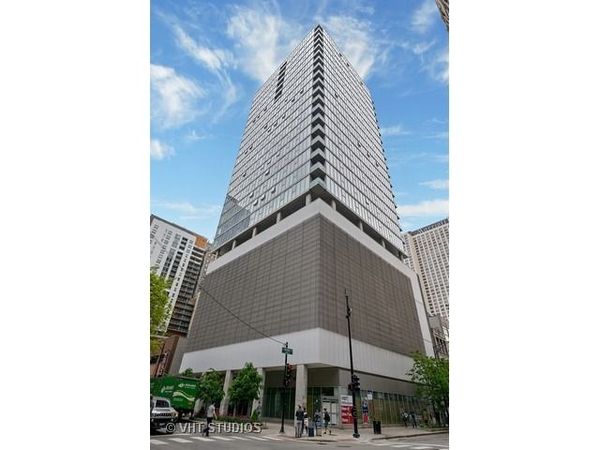 550 N St Clair Street , Unit 2002, Chicago, IL 60611
