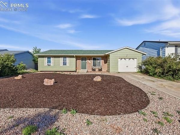 2574 Prescott Circle, Colorado Springs, CO 80916