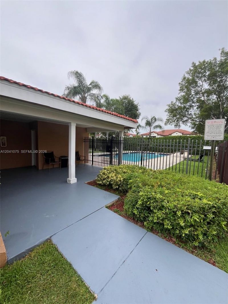 1610 SW 120th Ave, Unit 1610, Pembroke Pines, FL 33025 Photo