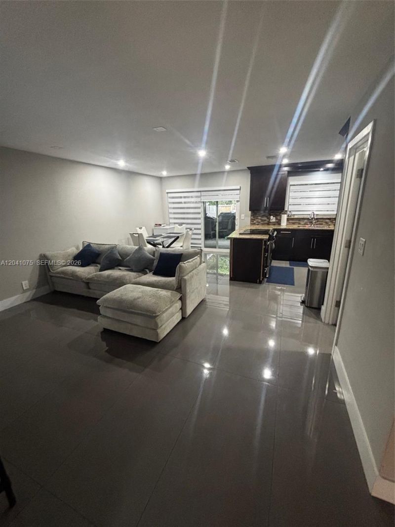 1610 SW 120th Ave, Unit 1610, Pembroke Pines, FL 33025 Photo