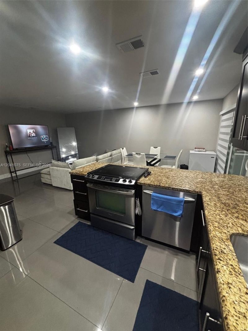 1610 SW 120th Ave, Unit 1610, Pembroke Pines, FL 33025 Photo