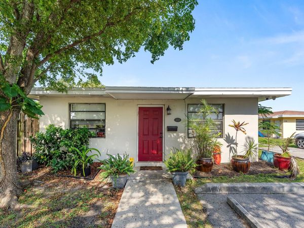 1717 NE 3rd Avenue, Delray Beach, FL 33444