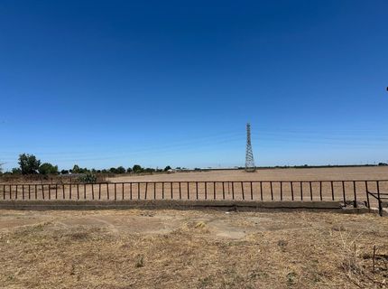 13933 E Kettleman Ln, Lodi, CA 95240 Photo