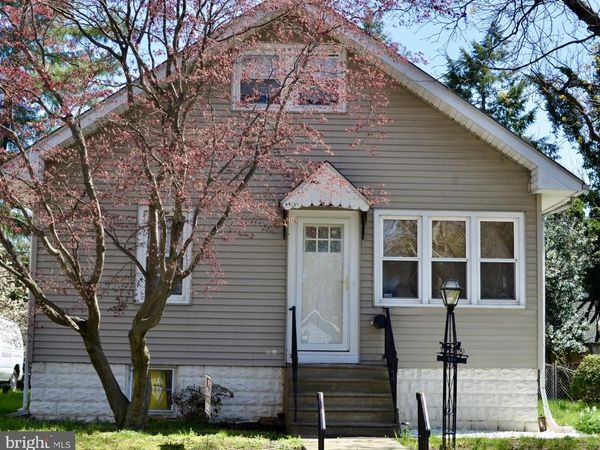 220 LINDEN, OAKLYN, NJ 08107