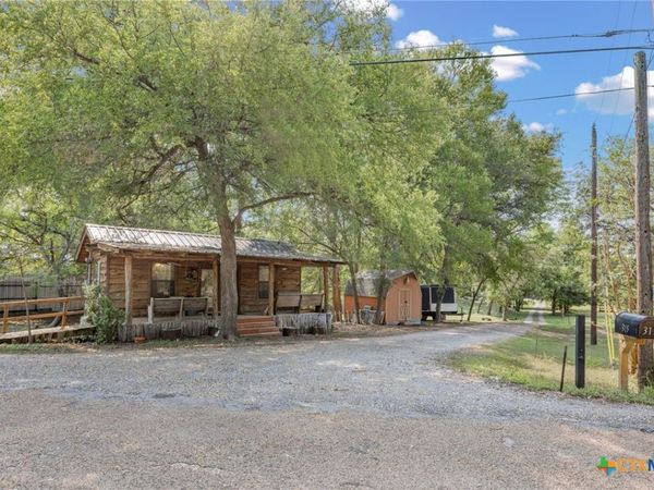 315 Riverwood Drive , Bastrop, TX 78602