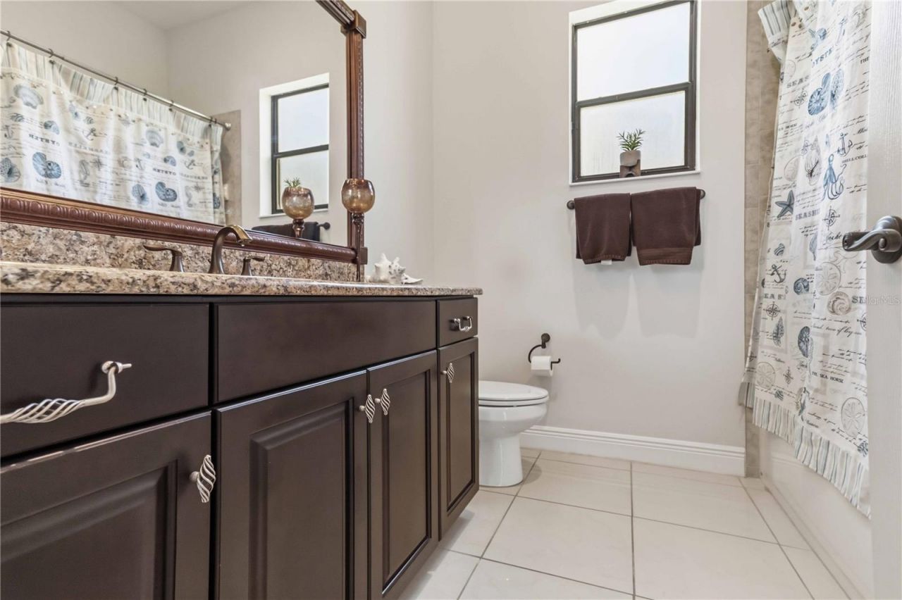 8057 Rio Bella Place, University Park, FL 34201 Photo