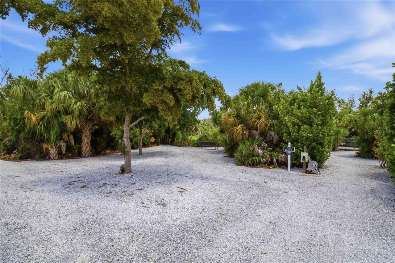 8057 Rio Bella Place, University Park, FL 34201 Photo