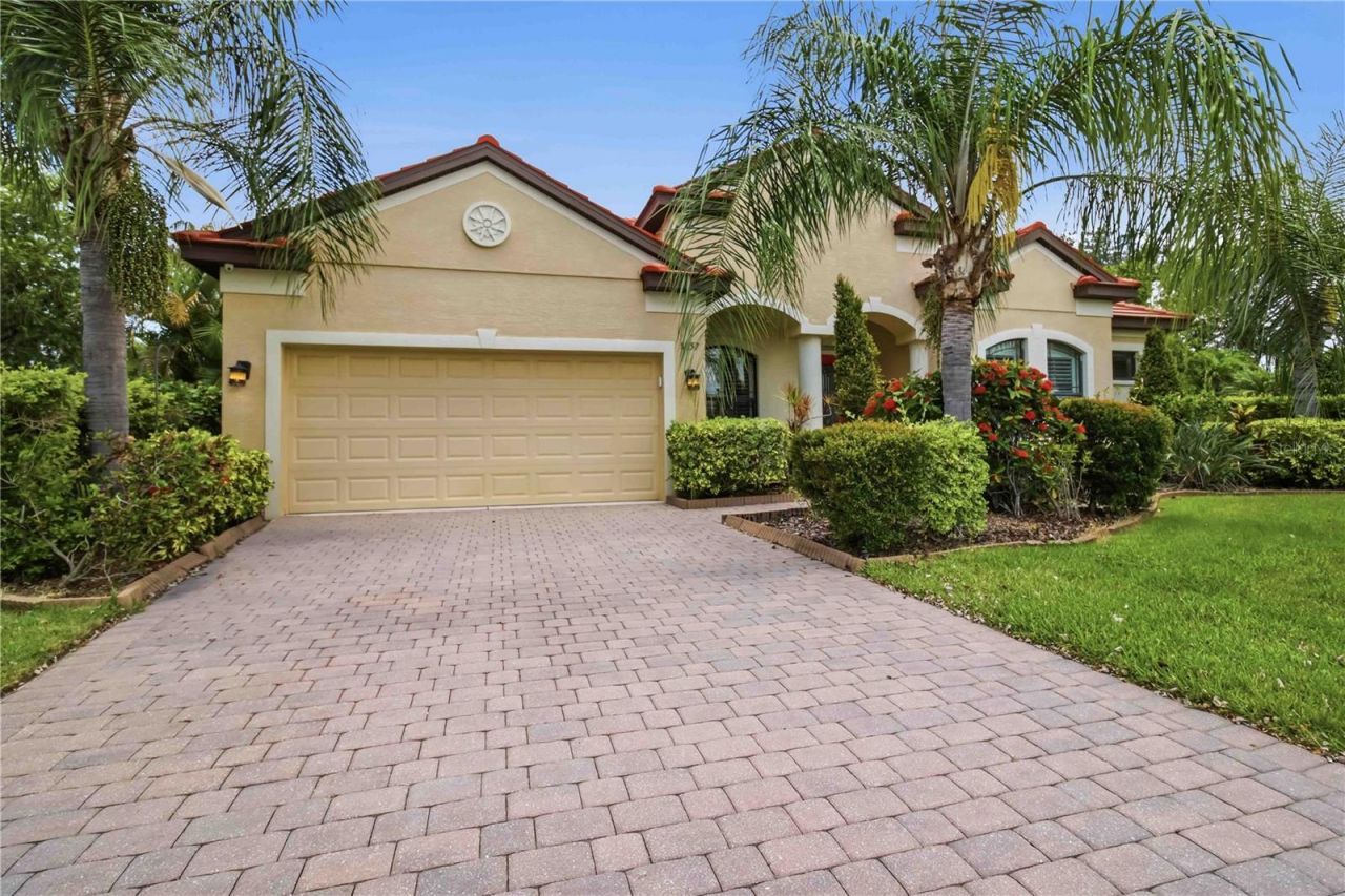 8057 Rio Bella Place, University Park, FL 34201 Photo