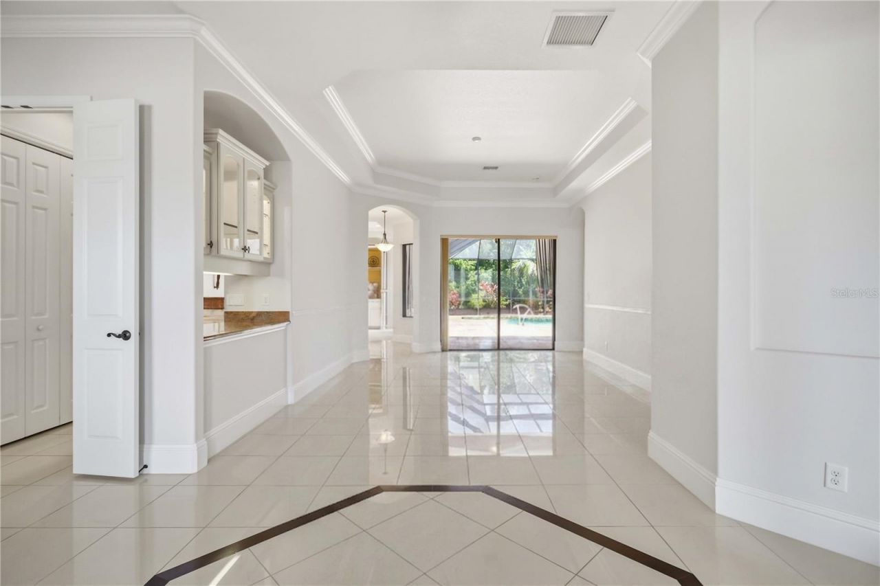 8057 Rio Bella Place, University Park, FL 34201 Photo