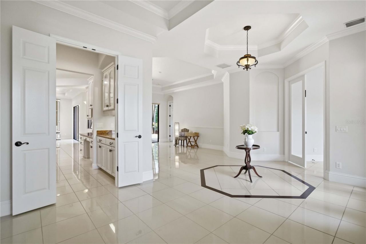 8057 Rio Bella Place, University Park, FL 34201 Photo