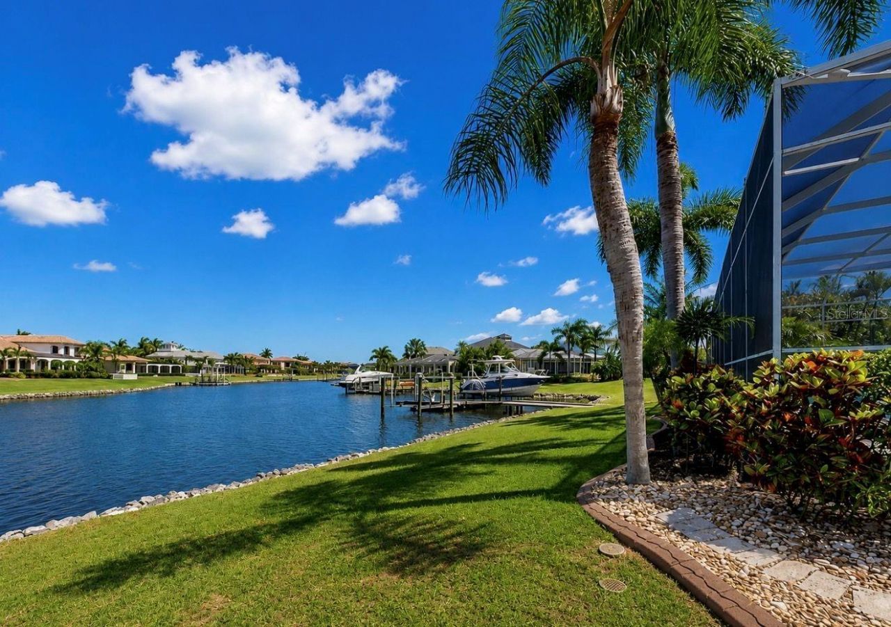 5416 Merritt Island Drive, Apollo Beach, FL 33572 Photo