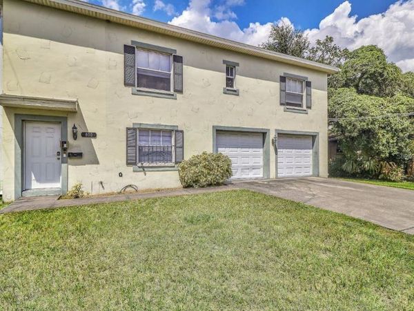 800 E BAKER STREET , TAMPA, FL 33603