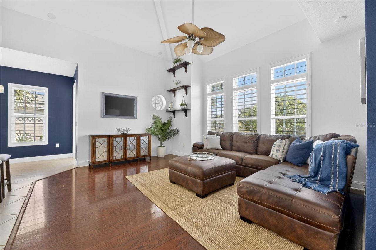 5536 Luminar Pointe Lane, Apollo Beach, FL 33572 Photo