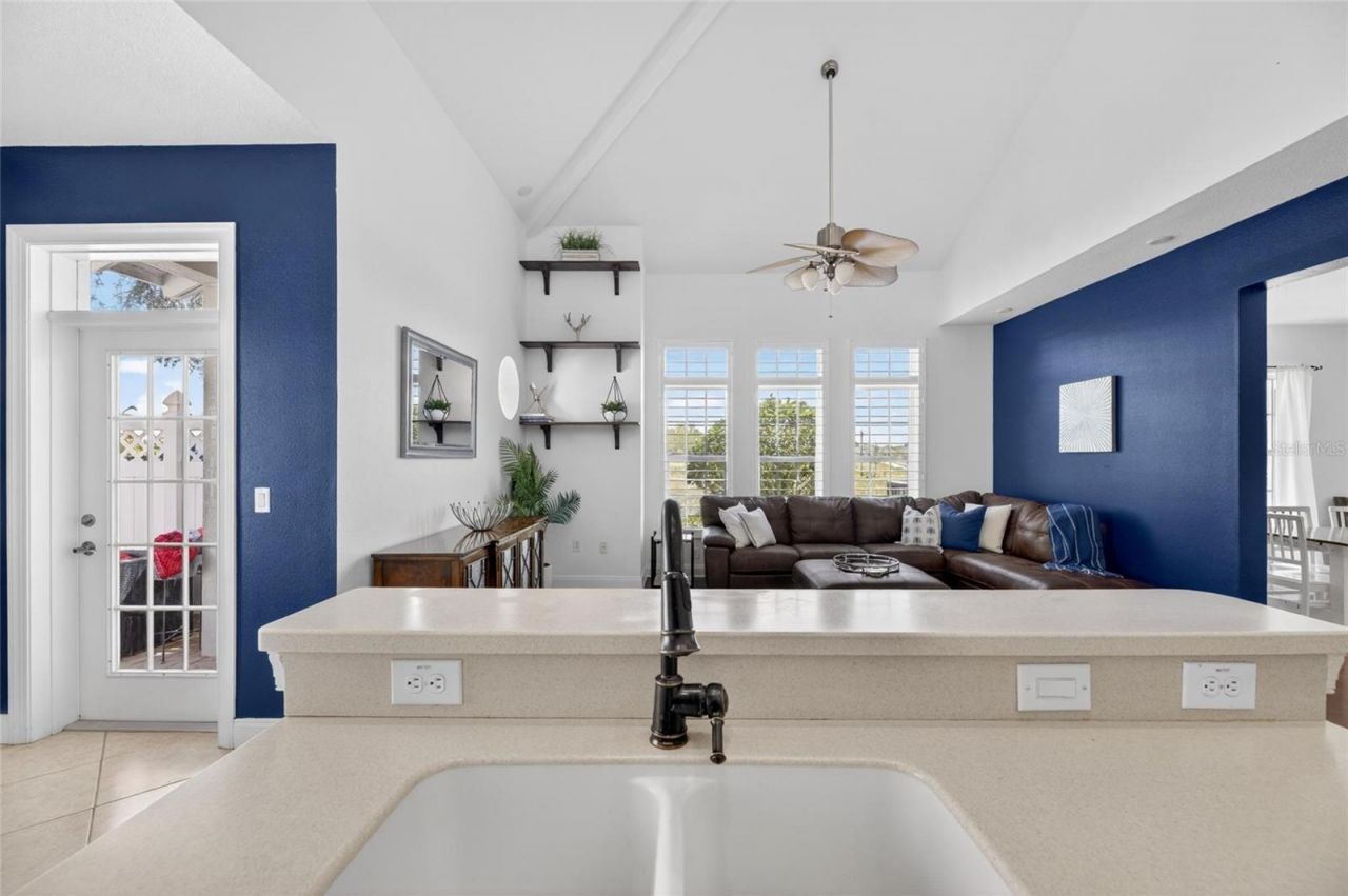 5536 Luminar Pointe Lane, Apollo Beach, FL 33572 Photo