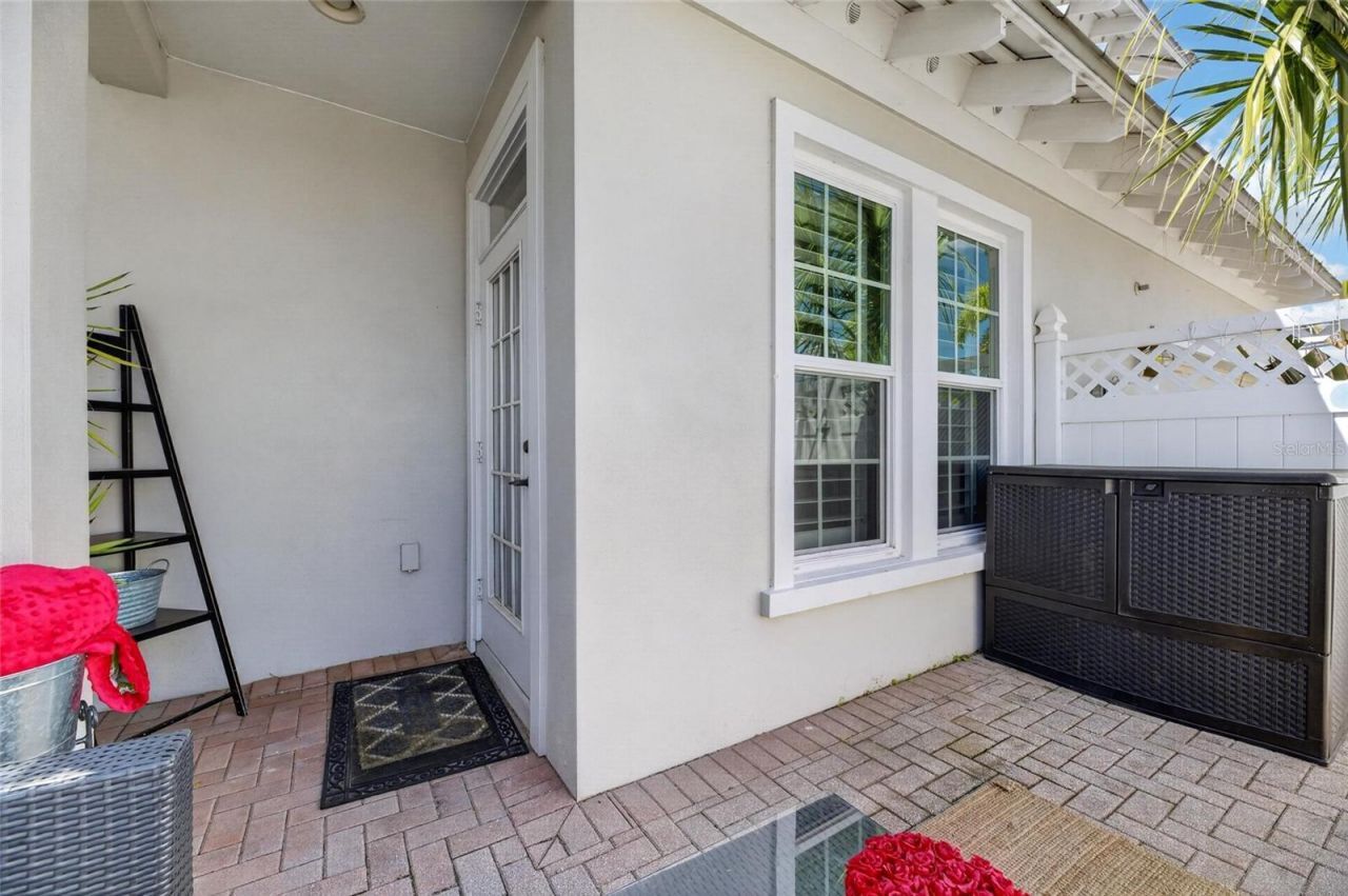 5536 Luminar Pointe Lane, Apollo Beach, FL 33572 Photo