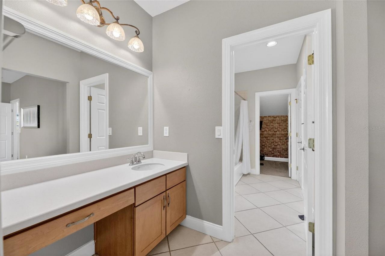 5536 Luminar Pointe Lane, Apollo Beach, FL 33572 Photo