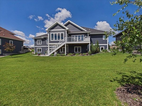 2012 Paris Lane, Cottage Grove, WI 53527