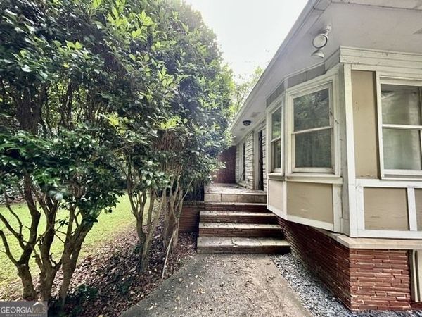 2561 Midway Road, Decatur, GA 30030