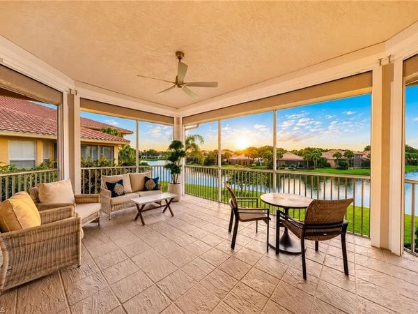 1855 Les Chateaux BLVD, Unit 5-201, NAPLES, FL 34109